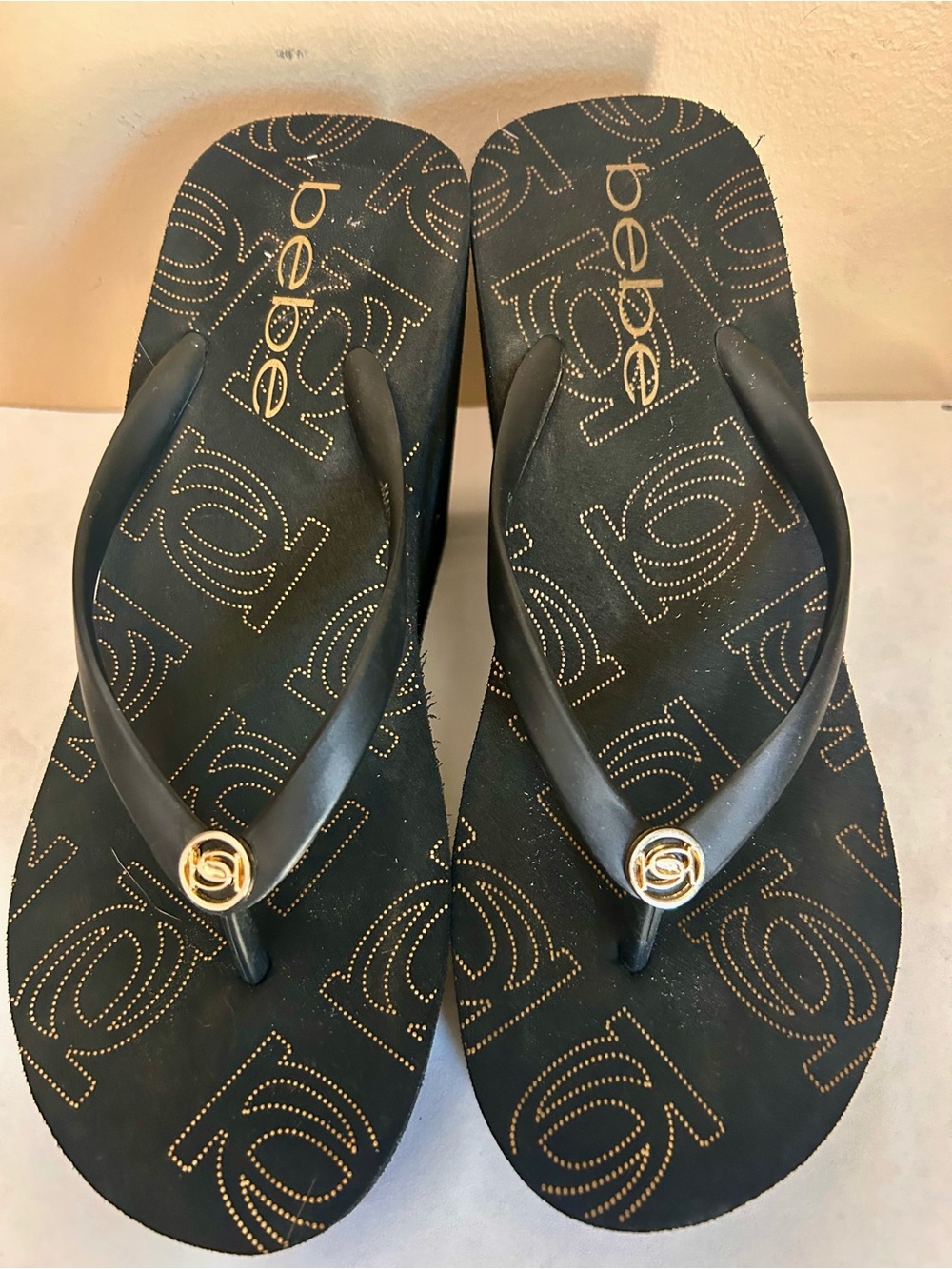 Vintage bebe Wedge Sandals